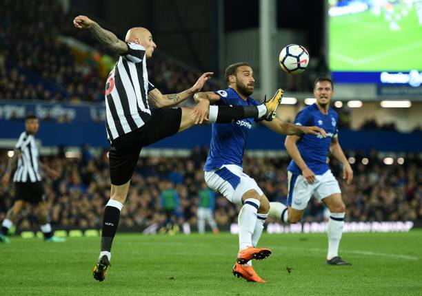 年率先攻入 年率先攻入