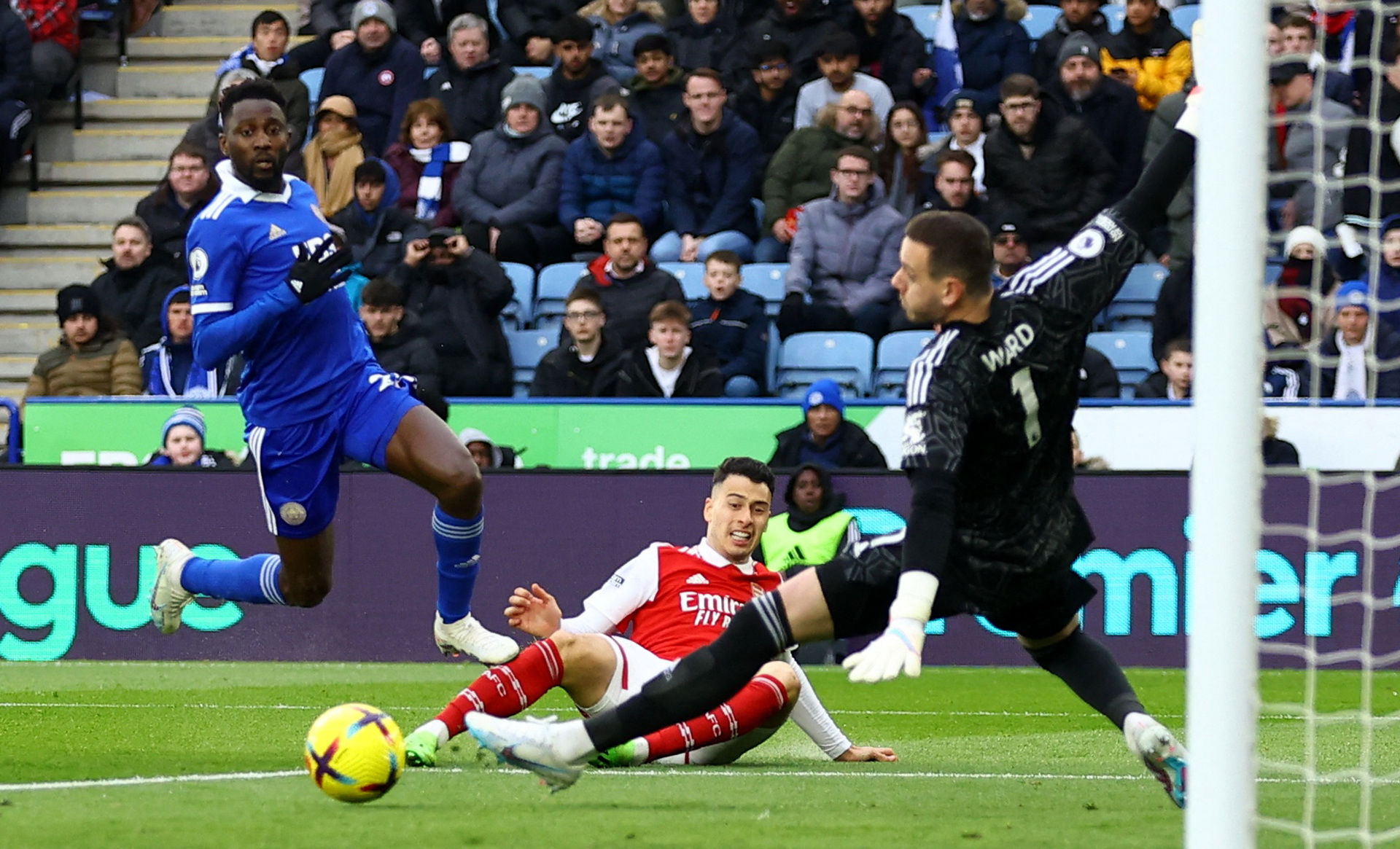 令人为之惊 令人为之惊